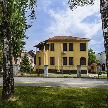 Vila Regina Rooms Karlovac Zewnętrze zdjęcie