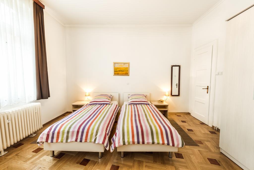Vila Regina Rooms Karlovac Zewnętrze zdjęcie