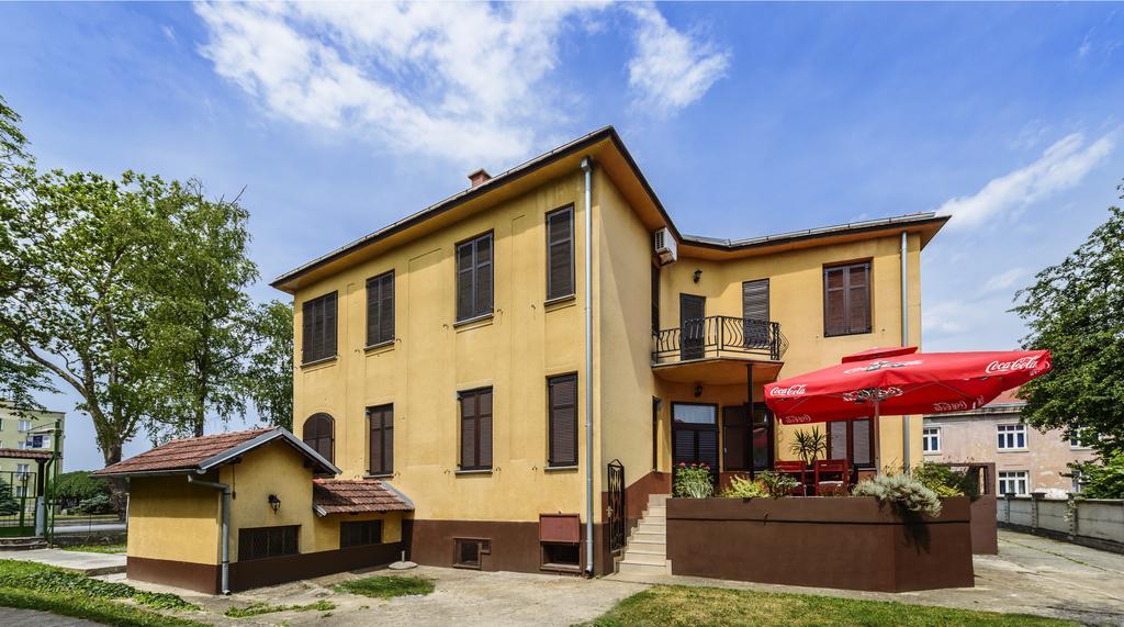 Vila Regina Rooms Karlovac Zewnętrze zdjęcie