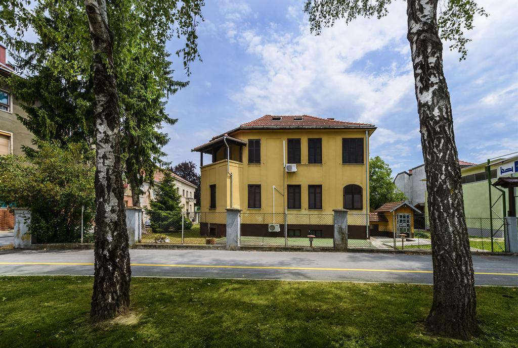 Vila Regina Rooms Karlovac Zewnętrze zdjęcie